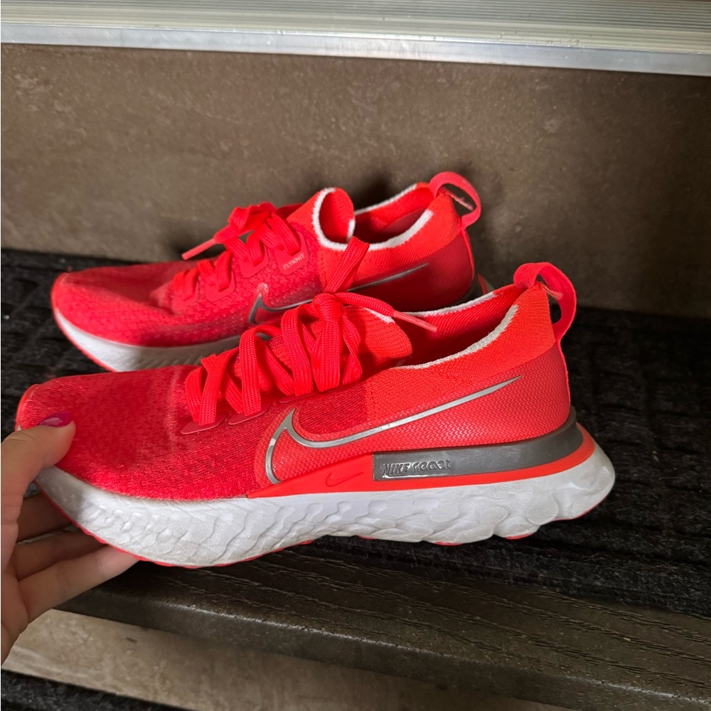 Nike React Flynit